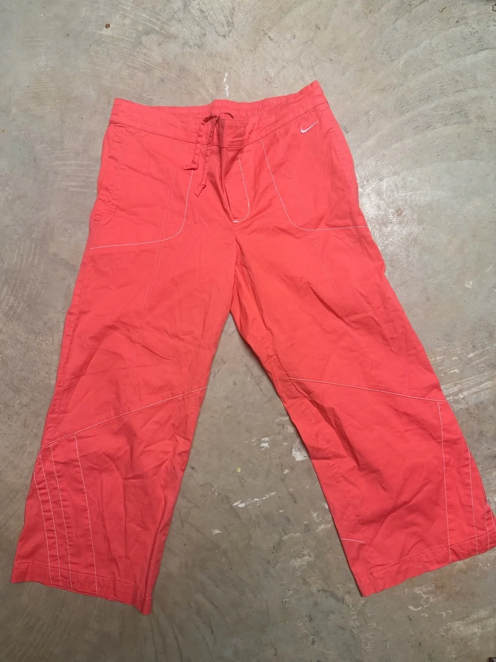 Nike Coral-Red Cropped Women's Jogger Capris
